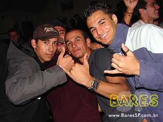 Grupo Nossa Poesia e Um Sonho a Mais na Cervejada Universitária do Kamaroty Music Grupo Nossa Poesia e Um Sonho a Mais na Cervejada Universitária do Kamaroty Music