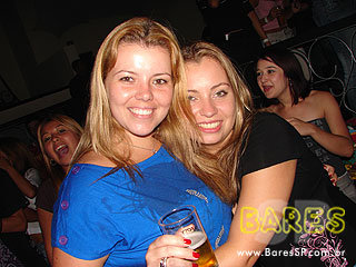 Grupo Nossa Poesia e Um Sonho a Mais na Cervejada Universitária do Kamaroty Music Grupo Nossa Poesia e Um Sonho a Mais na Cervejada Universitária do Kamaroty Music