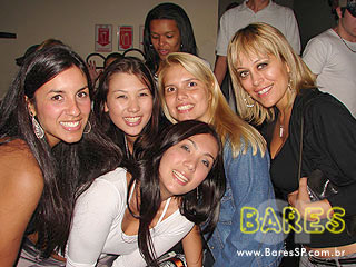 Grupo Nossa Poesia e Um Sonho a Mais na Cervejada Universitária do Kamaroty Music Grupo Nossa Poesia e Um Sonho a Mais na Cervejada Universitária do Kamaroty Music