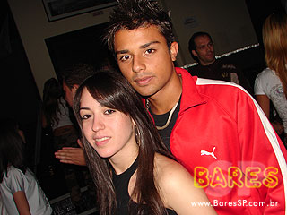 Grupo Nossa Poesia e Um Sonho a Mais na Cervejada Universitária do Kamaroty Music Grupo Nossa Poesia e Um Sonho a Mais na Cervejada Universitária do Kamaroty Music