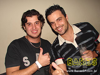 Grupo Nossa Poesia e Um Sonho a Mais na Cervejada Universitária do Kamaroty Music Grupo Nossa Poesia e Um Sonho a Mais na Cervejada Universitária do Kamaroty Music