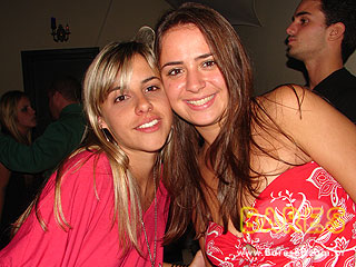 Grupo Nossa Poesia e Um Sonho a Mais na Cervejada Universitária do Kamaroty Music Grupo Nossa Poesia e Um Sonho a Mais na Cervejada Universitária do Kamaroty Music