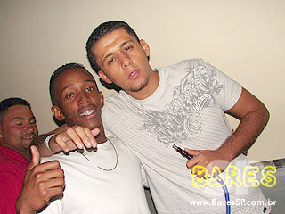 Grupo Nossa Poesia e Um Sonho a Mais na Cervejada Universitária do Kamaroty Music Grupo Nossa Poesia e Um Sonho a Mais na Cervejada Universitária do Kamaroty Music