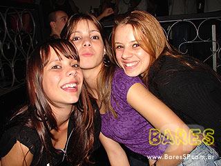 Grupo Nossa Poesia e Um Sonho a Mais na Cervejada Universitária do Kamaroty Music Grupo Nossa Poesia e Um Sonho a Mais na Cervejada Universitária do Kamaroty Music