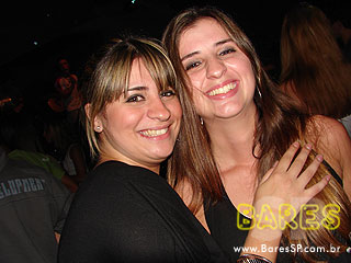 Grupo Nossa Poesia e Um Sonho a Mais na Cervejada Universitária do Kamaroty Music Grupo Nossa Poesia e Um Sonho a Mais na Cervejada Universitária do Kamaroty Music