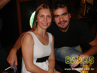 Noite animada no Gongo Bar Noite animada no Gongo Bar