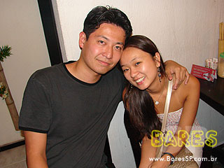 Noite animada no Gongo Bar Noite animada no Gongo Bar