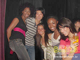 Noite de Hip Hop e House no Authentic 405 Noite de Hip Hop e House no Authentic 405