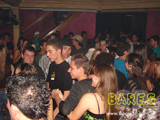 Noite de Hip Hop e House no Authentic 405 Noite de Hip Hop e House no Authentic 405