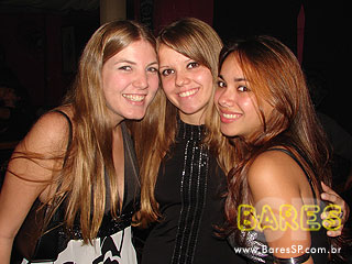 Noite de Hip Hop e House no Authentic 405 Noite de Hip Hop e House no Authentic 405