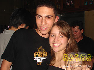 Noite de Hip Hop e House no Authentic 405 Noite de Hip Hop e House no Authentic 405