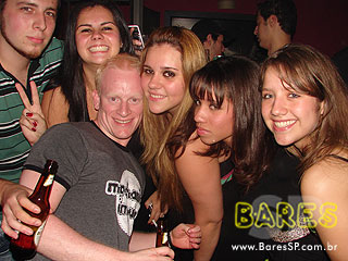 Noite de Hip Hop e House no Authentic 405 Noite de Hip Hop e House no Authentic 405