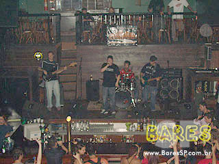 Banda Confisko agita o Paddy's PUB Banda Confisko agita o Paddy's PUB
