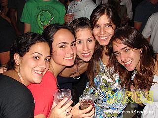 Gregos & Troianos anima o Salinas Gregos & Troianos anima o Salinas