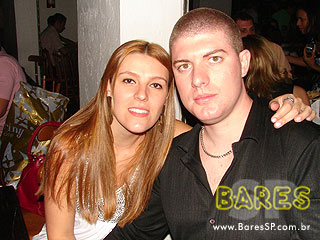 Happy Hour e banda Velotrol no 6:01 Bar Happy Hour e banda Velotrol no 6:01 Bar