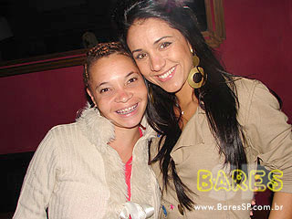 Noite animada no Authentic Noite animada no Authentic