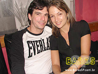 Noite animada no Authentic Noite animada no Authentic