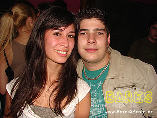 Noite animada no Authentic Noite animada no Authentic