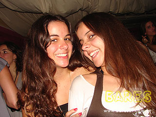 Noite animada no Authentic Noite animada no Authentic