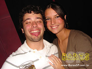 Noite animada no Authentic Noite animada no Authentic