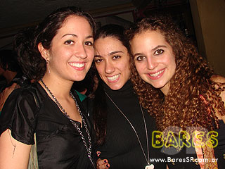 Noite animada no Authentic Noite animada no Authentic