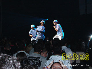 'Dream Fashion Tour' com Marcelo D2, NX Zero e Capital Inicial na Via Funchal 'Dream Fashion Tour' com Marcelo D2, NX Zero e Capital Inicial na Via Funchal