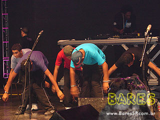 'Dream Fashion Tour' com Marcelo D2, NX Zero e Capital Inicial na Via Funchal 'Dream Fashion Tour' com Marcelo D2, NX Zero e Capital Inicial na Via Funchal