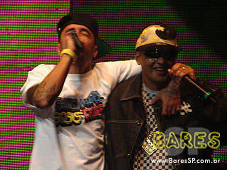 'Dream Fashion Tour' com Marcelo D2, NX Zero e Capital Inicial na Via Funchal 'Dream Fashion Tour' com Marcelo D2, NX Zero e Capital Inicial na Via Funchal