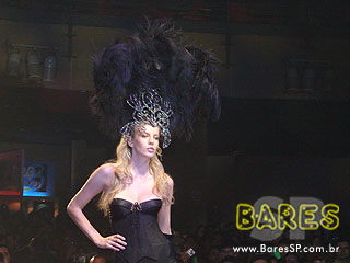 'Dream Fashion Tour' com Marcelo D2, NX Zero e Capital Inicial na Via Funchal 'Dream Fashion Tour' com Marcelo D2, NX Zero e Capital Inicial na Via Funchal