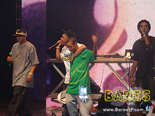 'Dream Fashion Tour' com Marcelo D2, NX Zero e Capital Inicial na Via Funchal 'Dream Fashion Tour' com Marcelo D2, NX Zero e Capital Inicial na Via Funchal