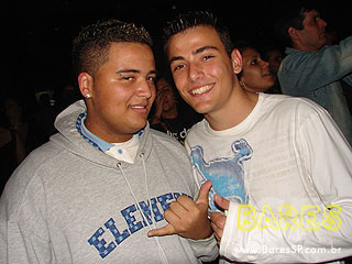 'Dream Fashion Tour' com Marcelo D2, NX Zero e Capital Inicial na Via Funchal 'Dream Fashion Tour' com Marcelo D2, NX Zero e Capital Inicial na Via Funchal