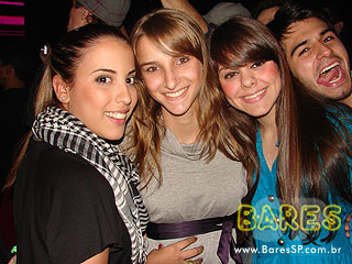 'Dream Fashion Tour' com Marcelo D2, NX Zero e Capital Inicial na Via Funchal 'Dream Fashion Tour' com Marcelo D2, NX Zero e Capital Inicial na Via Funchal