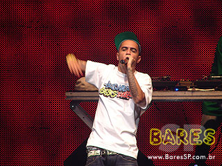 'Dream Fashion Tour' com Marcelo D2, NX Zero e Capital Inicial na Via Funchal 'Dream Fashion Tour' com Marcelo D2, NX Zero e Capital Inicial na Via Funchal