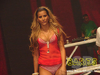 'Dream Fashion Tour' com Marcelo D2, NX Zero e Capital Inicial na Via Funchal 'Dream Fashion Tour' com Marcelo D2, NX Zero e Capital Inicial na Via Funchal