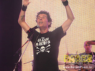 'Dream Fashion Tour' com Marcelo D2, NX Zero e Capital Inicial na Via Funchal 'Dream Fashion Tour' com Marcelo D2, NX Zero e Capital Inicial na Via Funchal