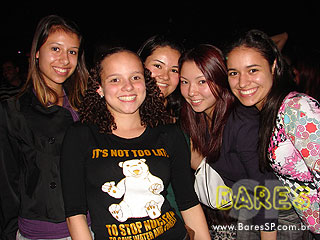 'Dream Fashion Tour' com Marcelo D2, NX Zero e Capital Inicial na Via Funchal 'Dream Fashion Tour' com Marcelo D2, NX Zero e Capital Inicial na Via Funchal