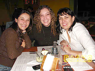 Tony Gordon se apresenta no Cigana Bar Tony Gordon se apresenta no Cigana Bar