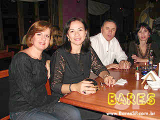 Tony Gordon se apresenta no Cigana Bar Tony Gordon se apresenta no Cigana Bar