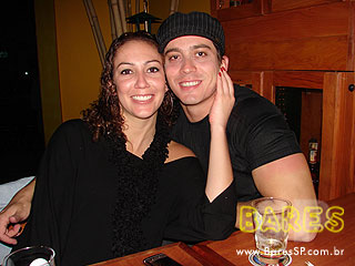 Tony Gordon se apresenta no Cigana Bar Tony Gordon se apresenta no Cigana Bar