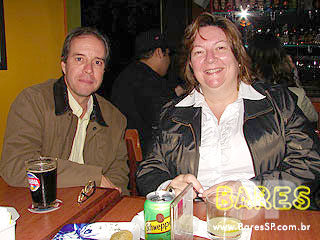 Tony Gordon se apresenta no Cigana Bar Tony Gordon se apresenta no Cigana Bar