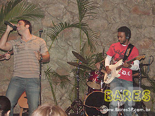 Banda Fatale se apresenta no Notredame Bar Banda Fatale se apresenta no Notredame Bar