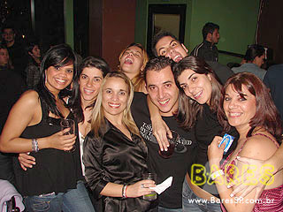 Banda Fatale se apresenta no Notredame Bar Banda Fatale se apresenta no Notredame Bar