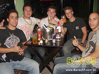 Banda Fatale se apresenta no Notredame Bar Banda Fatale se apresenta no Notredame Bar