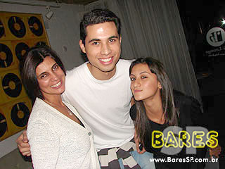 Festa Fechada no Di Café Lounge Festa Fechada no Di Café Lounge