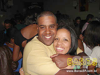 Grupo Samba nas Coxas comanda a noite no Boteco do Samba Grupo Samba nas Coxas comanda a noite no Boteco do Samba