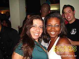 Grupo Samba nas Coxas comanda a noite no Boteco do Samba Grupo Samba nas Coxas comanda a noite no Boteco do Samba