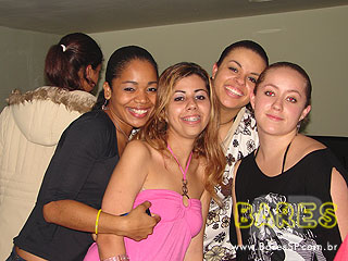 Grupo Samba nas Coxas comanda a noite no Boteco do Samba Grupo Samba nas Coxas comanda a noite no Boteco do Samba