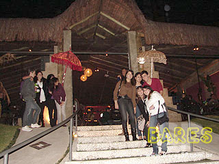 Sábado no Garuda Bar Sábado no Garuda Bar