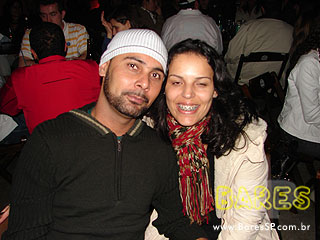 Sábado no Garuda Bar Sábado no Garuda Bar