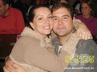 Véspera de feriado no Garuda Bar Véspera de feriado no Garuda Bar